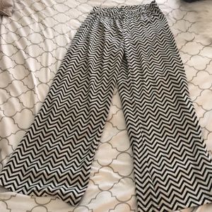 Chevron Wide Palazzo Pant Size Medium